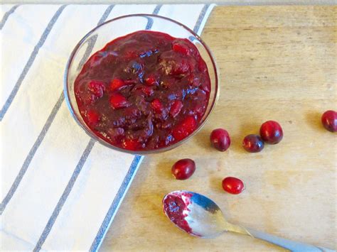 Bourbon Persimmon Cranberry Sauce 5 Steps With Pictures Instructables