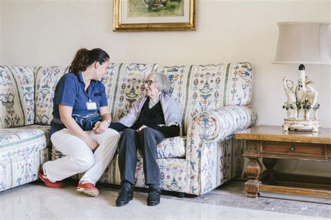 Come Scegliere Una Residenza Per Anziani Le Querce Casa Dei Nonni