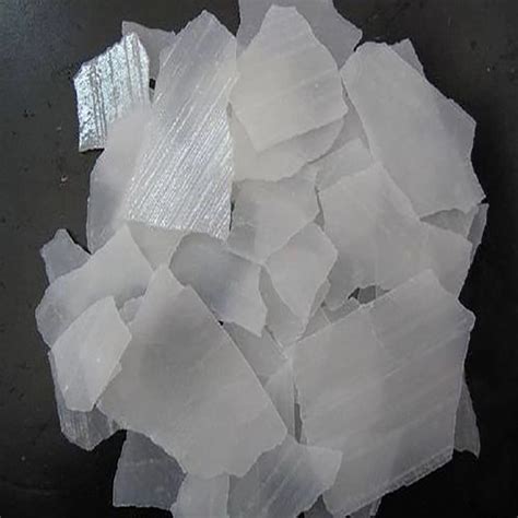 Chinese Factory Sodium Hydroxide Caustic Soda Flake Cas