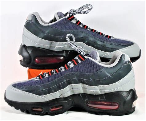 Nike Air Max 95 Essential Silver And Grey And Red Running Shoes Sz 6 New 749766 006 Ebay