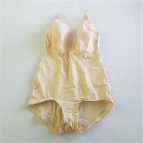 S BNIB Playtex Super Look Nude Bodysuit Gem