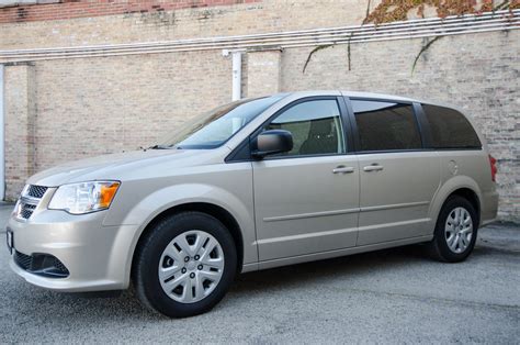 Spacious Minivan Rentals In Chicago Rent A Minivan Today