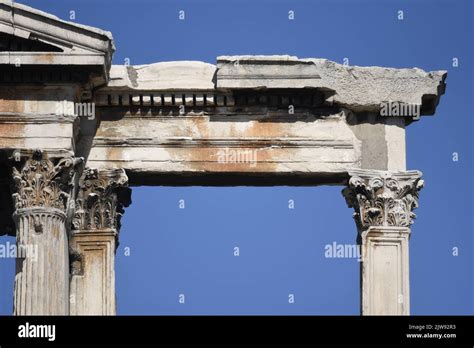 Columnas D Ricas Y Front N De M Rmol Pent Lico De La Puerta De Atenea