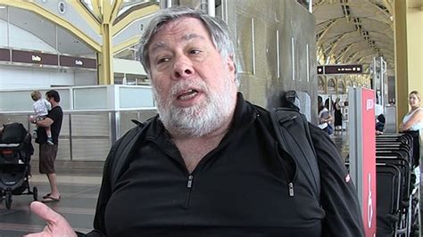 Steve Wozniak Warns People to Get Off Facebook Over Privacy Concerns