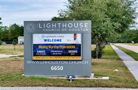 Why You Need Digital Signage At Your Church And How To Use It