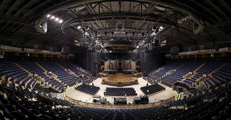 Life in the Circus: Covelli Center: Youngstown, OH