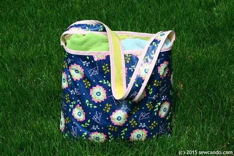 Sew Can Do Wonderfully Waterproof Inside And Out Tote Bag Tutorial