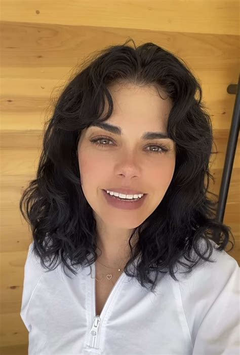 Livia Brito E Novio Novio De Livia Brito Desmiente Al Diseñador Que