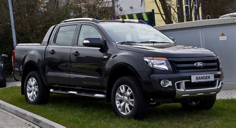 File:Ford Ranger 3.2 TDCi Wildtrak Doppelkabine (III) – Frontansicht ...