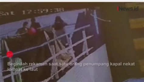 Viral Video Cctv Seorang Wanita Di Aceh Nekat Lompat Ke Laut Dari Kapal