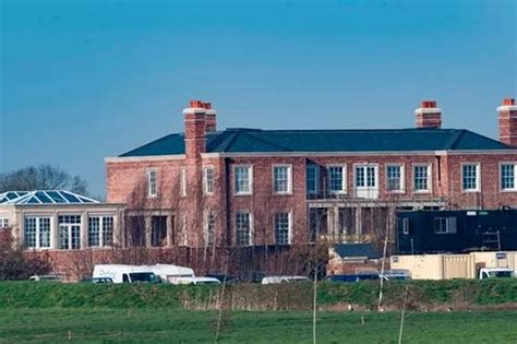 Wayne Rooney's new £20m 'luxury estate of distinction' in Cheshire ...