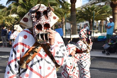 El Coso Del Carnaval De Costa Teguise Se Celebr Con Una Alta