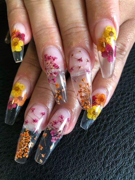 Dried Flower Acrylic Nails Flower Nails Nail Art Gorgeous Nails