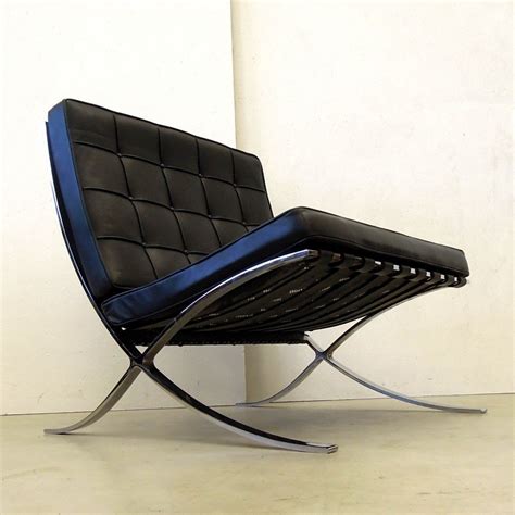 X Barcelona Lounge Chair By Ludwig Mies Van Der Rohe For Knoll S