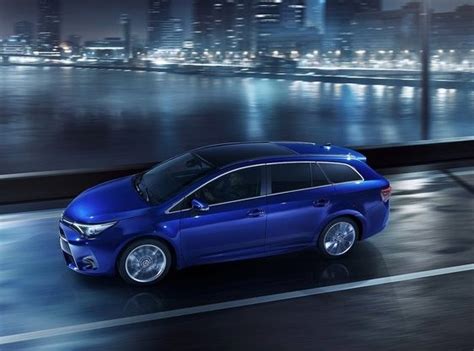 Toyota Avensis Review Exterior Interior Price Release Date Engine