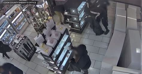 Chicago, suburbs work to fight robberies, burglaries, fencing ...