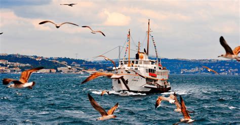 Private Bosporus Sightseeing Kreuzfahrt Mit Der Luxusyacht Getyourguide