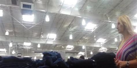 Thick Curvy Blonde Milf Candid Tnaflix