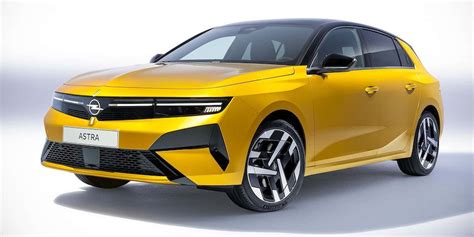 Vauxhall Astra update brings bold new face and EV range boost