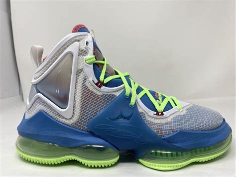 Nike Men’s Lebron XIX Space Jam Baskeball Shoe Multic… - Gem