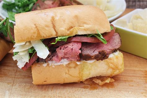 Beef Tenderloin Sandwiches with Horseradish Spread | Emerils.com