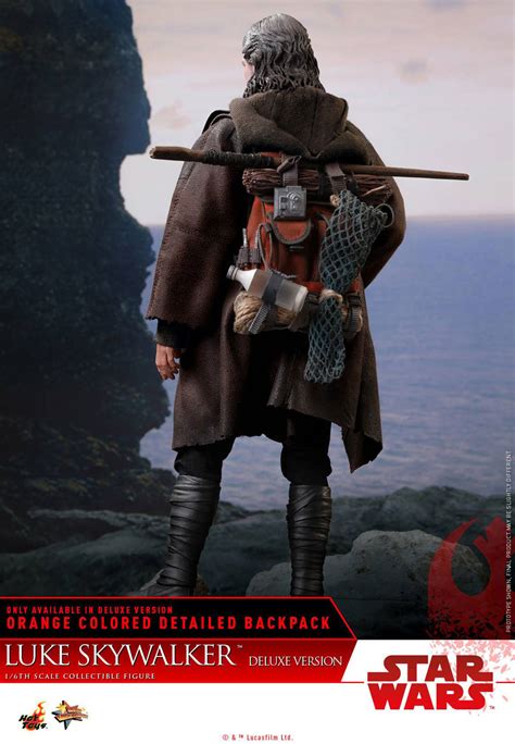 Here S Hot Toys Star Wars The Last Jedi Luke Skywalker Action Figure
