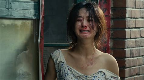 国内首部！狂揽24亿票房，打破9项纪录，不愧是张艺谋！ - YouTube