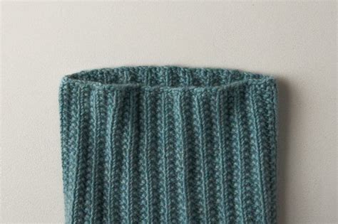 Mistake Rib Cowl In Cashmere Tend Cowl Knitting Pattern Knitting