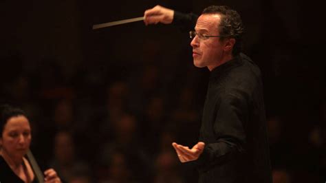 David Alan Miller Discusses His 30th Season With Albany Symphony