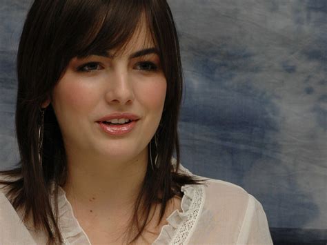 Camilla Belle Hot Choosing Best Hairstyles Zona Entertain