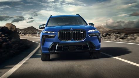 What's New For the 2023 BMW X7?