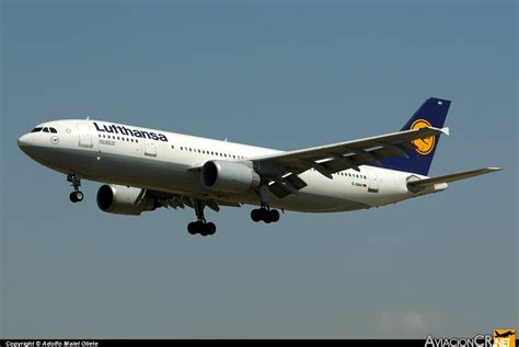 D Aiah Lufthansa Airbus A B Aviacioncr Net