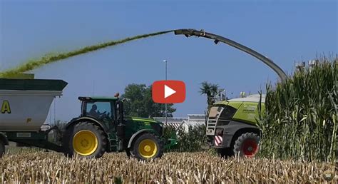 Maieerntw 2022 Italien Claas Jaguar 980 type 498 Häcksler und 4x Deutz