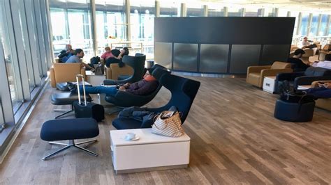 Lufthansa 4 Star Business Class Non Schengen Lounge At Frankfurt Airport