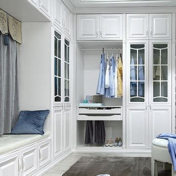 L Shape Walk In Closet Photos Ideas Houzz