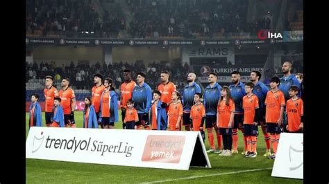 Trendyol Süper Lig RAMS Başakşehir Fenerbahçe Maçı İlk Yarıda Berabere