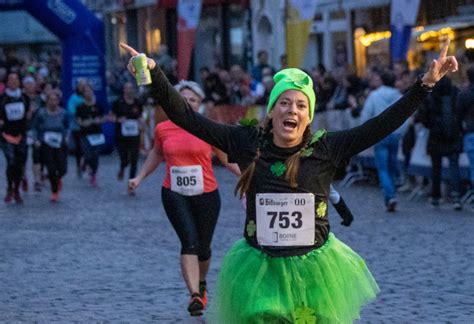 Frauen Und M Nner Gleichauf Silvesterlauf E V Trier Verein