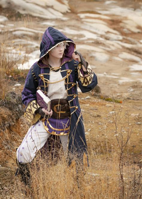 fire emblem: robin cosplay by 69-KAIT0 on DeviantArt