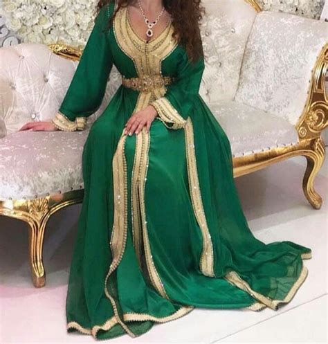 Pin By Enticing On Abaya Kaftan Life Moroccan Dress Caftan Dress