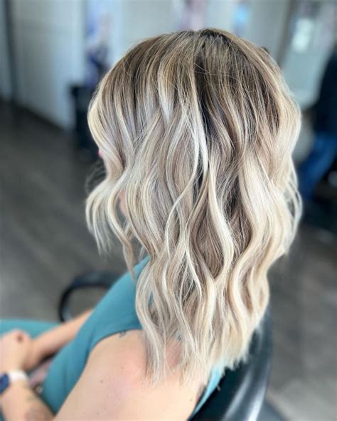 21 Blonde Root Melt Ideas That Will Make You Dye Your Hair