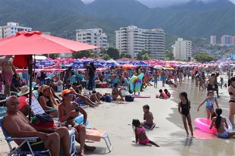 Así están las playas de La Guaira para el inicio de este 2024 Fotos