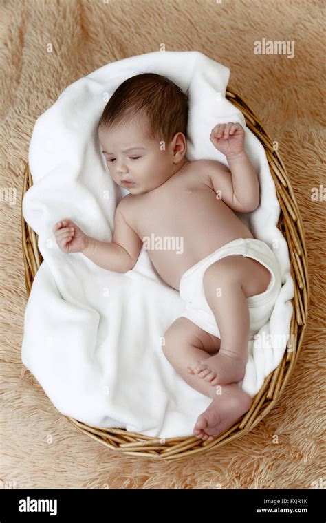 Baby Wooden Basket Hi Res Stock Photography And Images Alamy