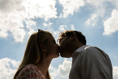 Sexualität Warum Küssen für Viele intensiver als Sex ist