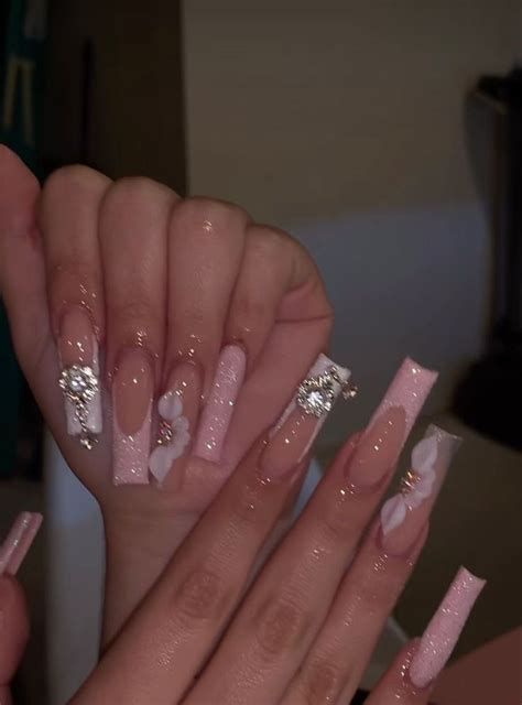 Pin By Lucy Sand On Nailsssssss Tats Pink Acrylic Nails Gel Nails