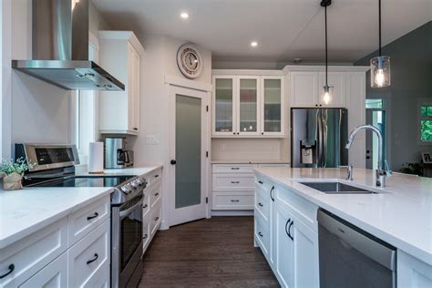 3+ Gorgeous Kitchen Islands With Seating