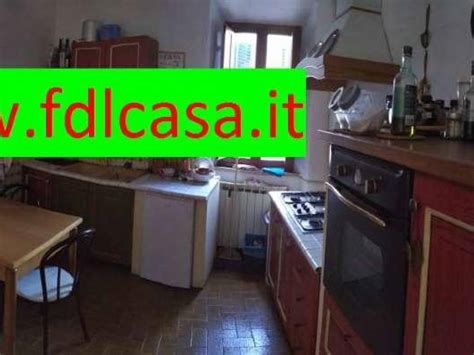 Vendita Appartamento Castelnuovo Di Val Di Cecina Quadrilocale In Via