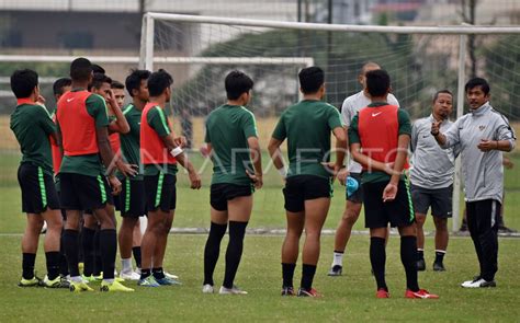 LATIHAN TIMNAS U 23 INDONESIA ANTARA Foto