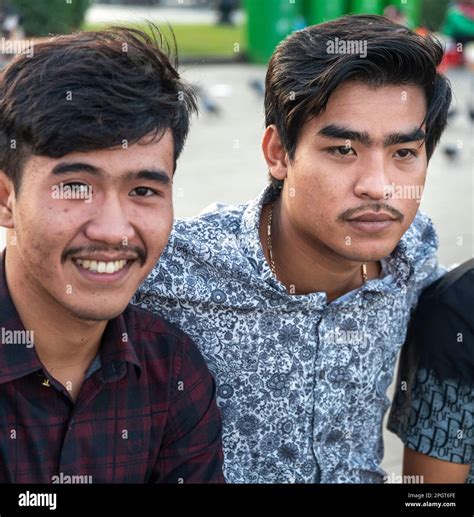 Phnom Penh Cambodia December Rd Cambodian Male Teenagers Meet Up