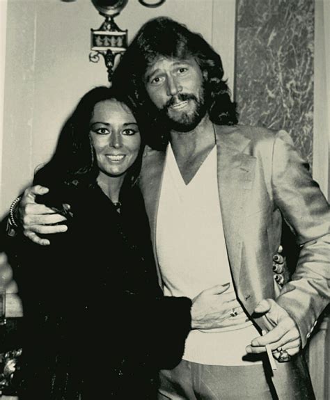 Barry And Linda Bee Gees Barry Gibb Singer