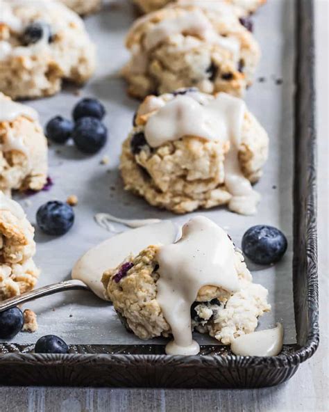 The Easiest Scone Recipe - {one bowl, three ingredients, no chilling}